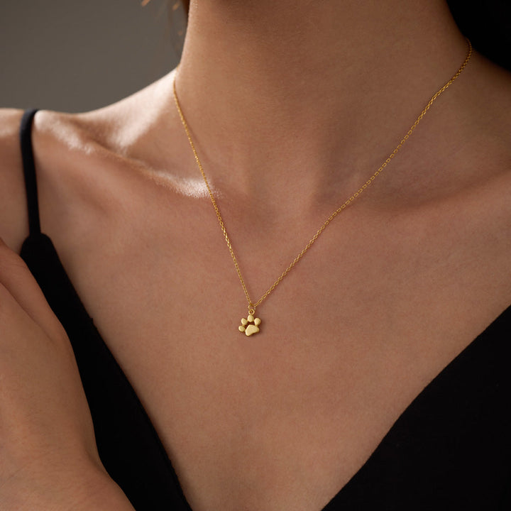 Stornfield | Delicate Paws Necklace for Animal Lovers