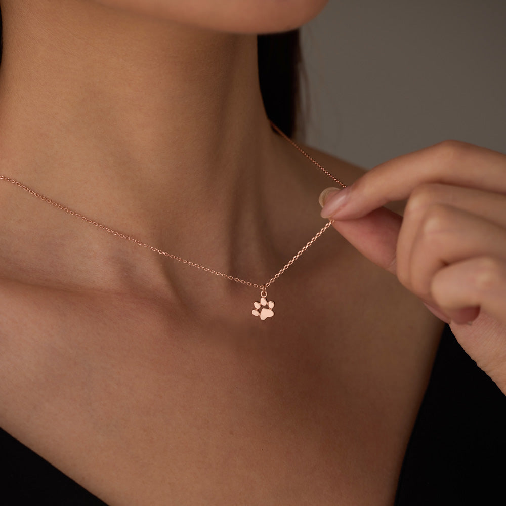 Stornfield | Delicate Paws Necklace for Animal Lovers