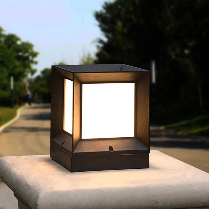 Stornfield | Tor Outdoor Floor Lamp