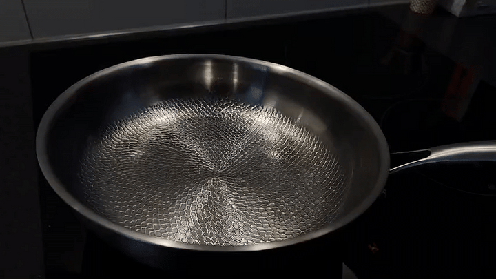 Titanpan – Forged Titanium Frying Pan Without Coating, Scratch Resistant and Heat Resistant | Stornfield