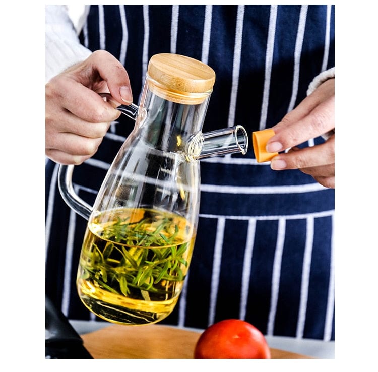 Stornfield transparent glass oil bottle with handle