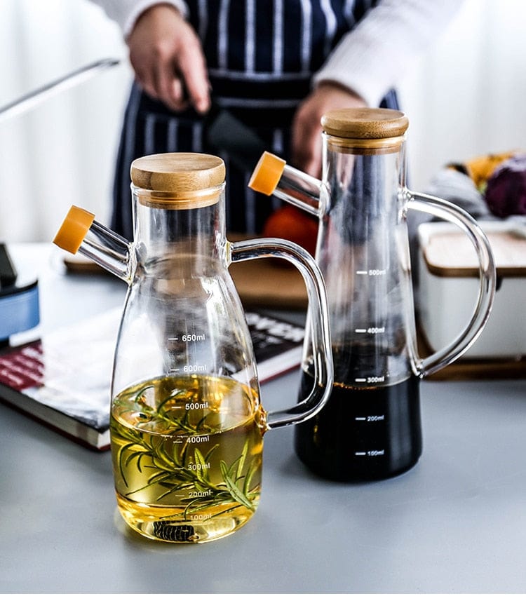 Stornfield transparent glass oil bottle with handle