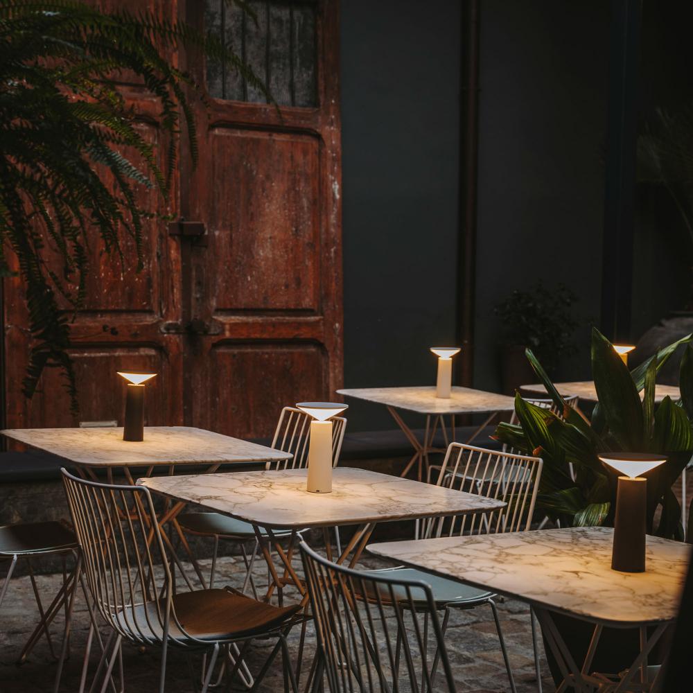Stornfield | InfiNight - Modern touch-sensor table lamp | Dimmable