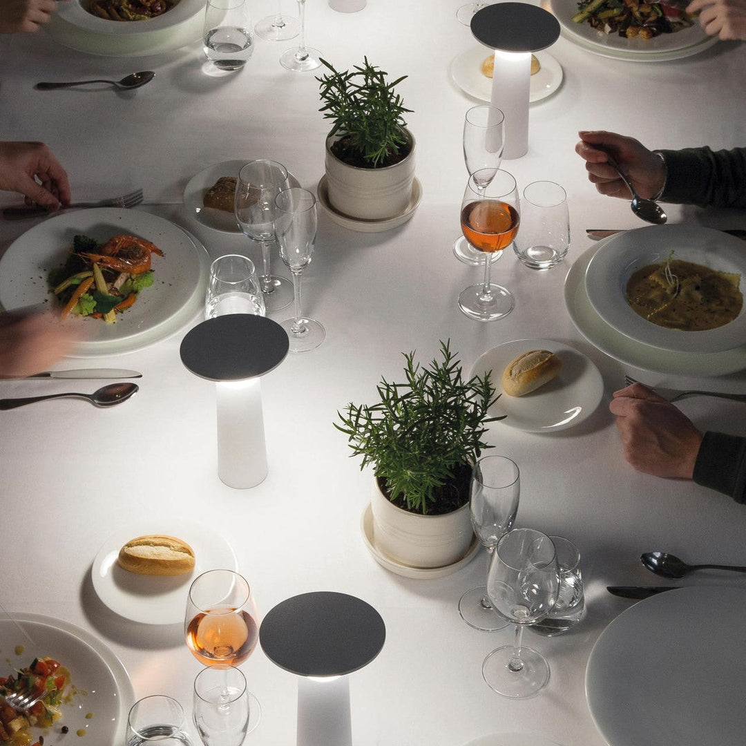 Stornfield | InfiNight - Modern touch-sensor table lamp | Dimmable