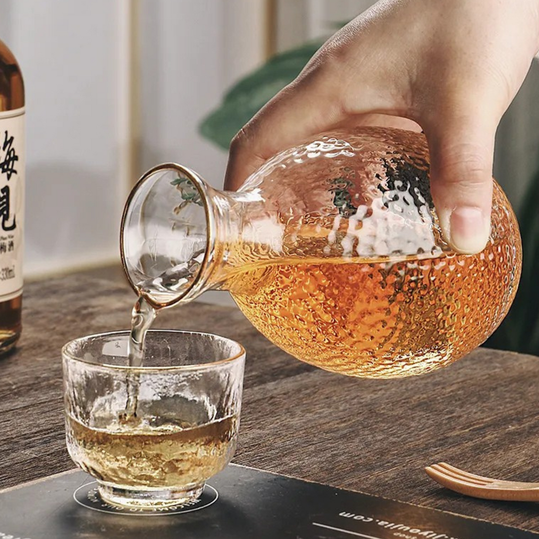 Japanese Sake Set made of glass – Elegant carafe with cups | Perfect for wine, whisky & liqueur | Stornfield