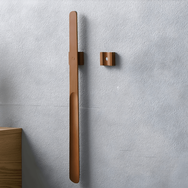Long Wooden Shoe Horn with Magnet and Wall Holder 55 cm | Stornfield