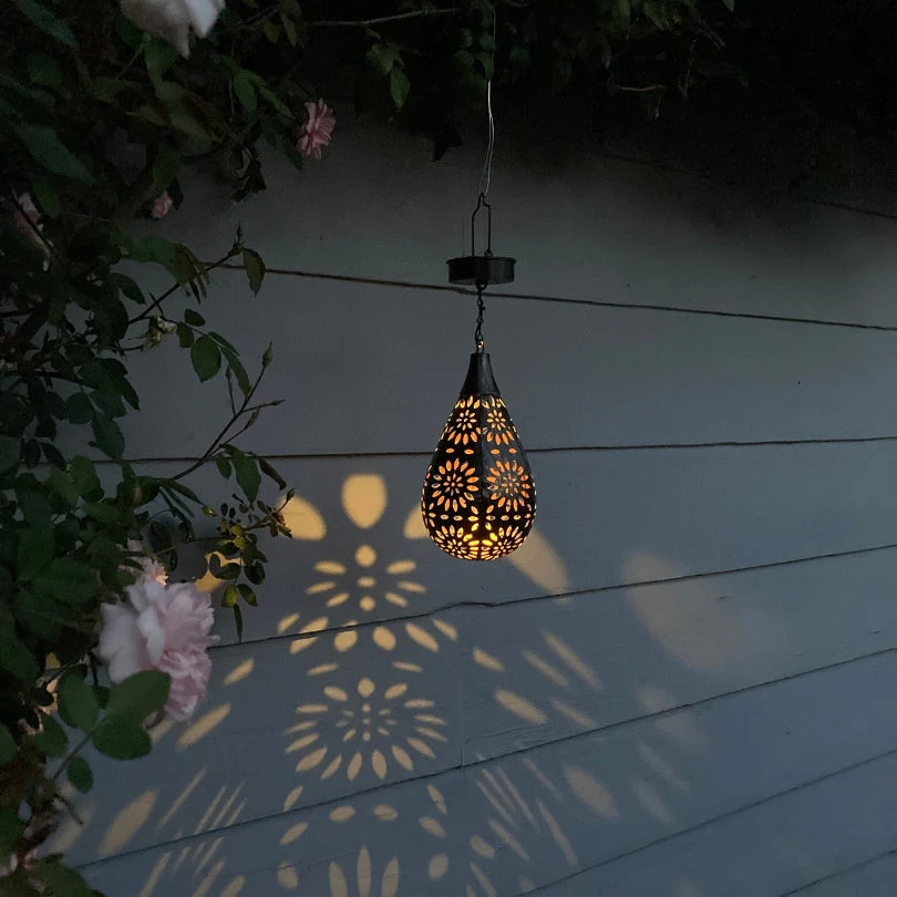 LumaBright Outdoor Light – Solar Lighting for the Garden | Stornfield