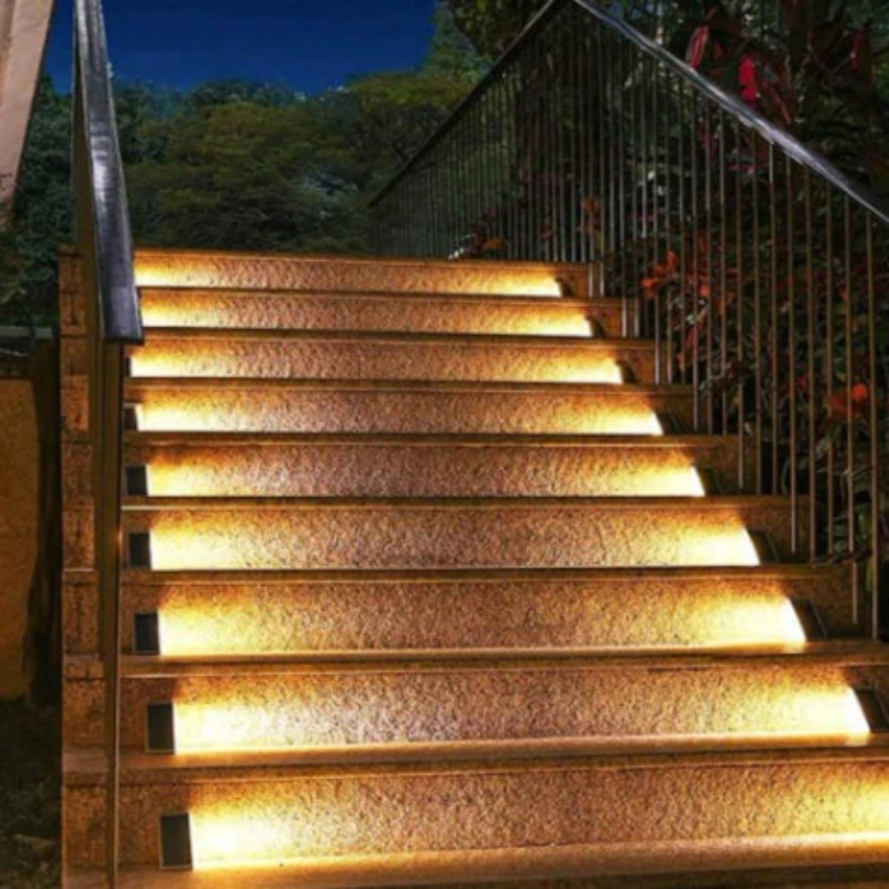 Solar-Powered Stair Lighting - SolarStep | Stornfield