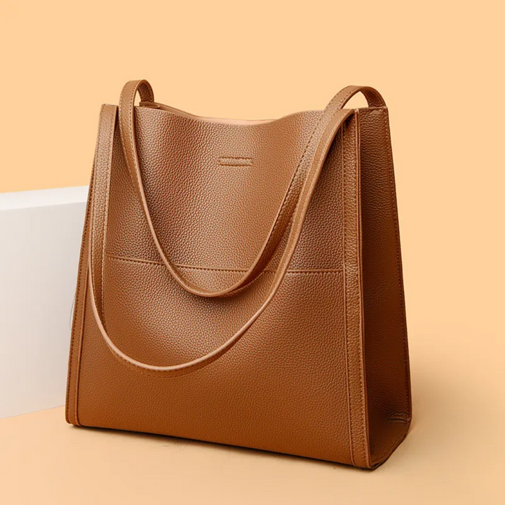 Large Leather Handbag with Generous Capacity - DailyLux | Stornfield