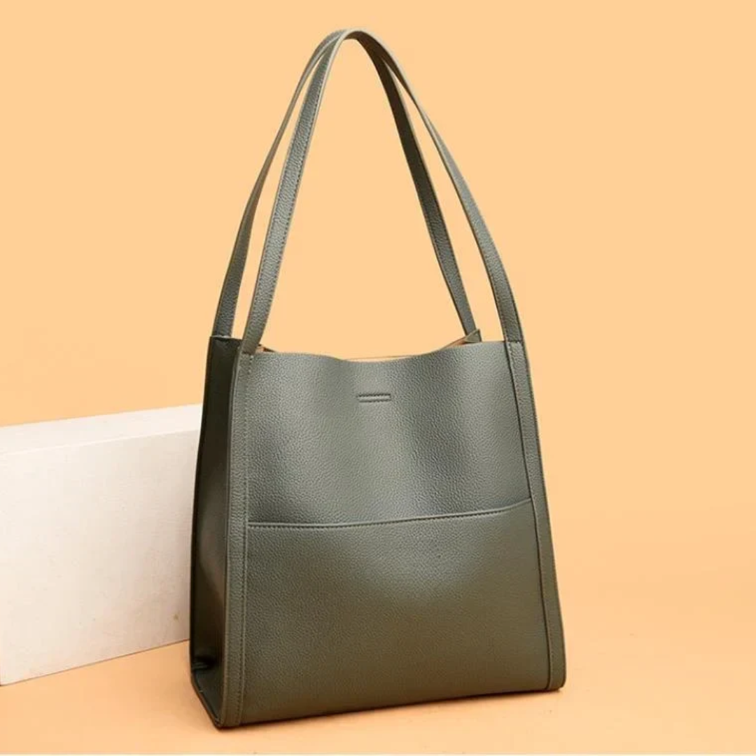 Large Leather Handbag with Generous Capacity - DailyLux | Stornfield