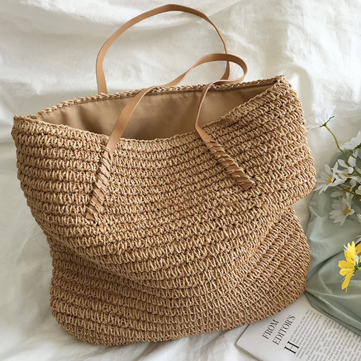 Spacious Handbag with Sturdy Shoulder Strap - TerraWoven | Stornfield