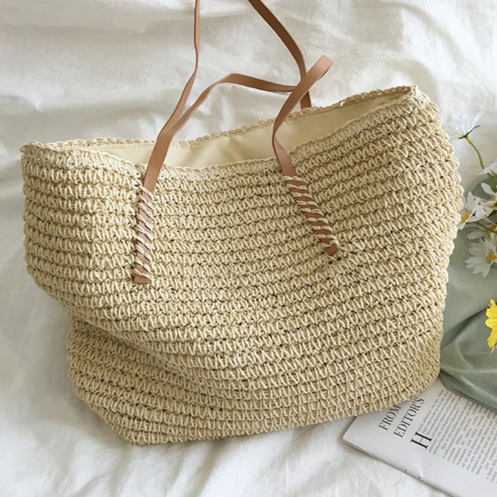 Spacious Handbag with Sturdy Shoulder Strap - TerraWoven | Stornfield