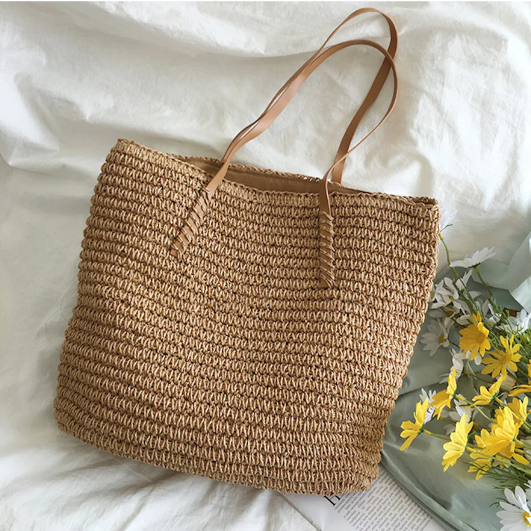 Spacious Handbag with Sturdy Shoulder Strap - TerraWoven | Stornfield