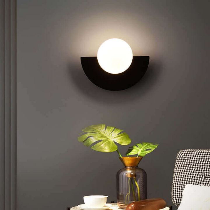 Metal Half Moon Wall Lamp - LunaMetal | Stornfield