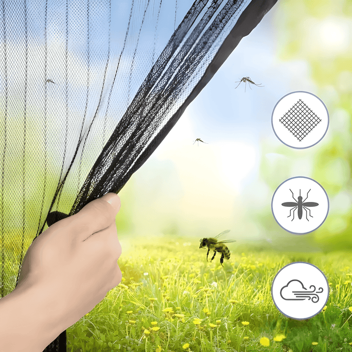Self-closing Magnetic Insect Screen with Pet-friendly Opening | Stornfield