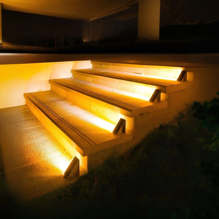 Solar-Powered Stair Lighting - SoluStep | Stornfield