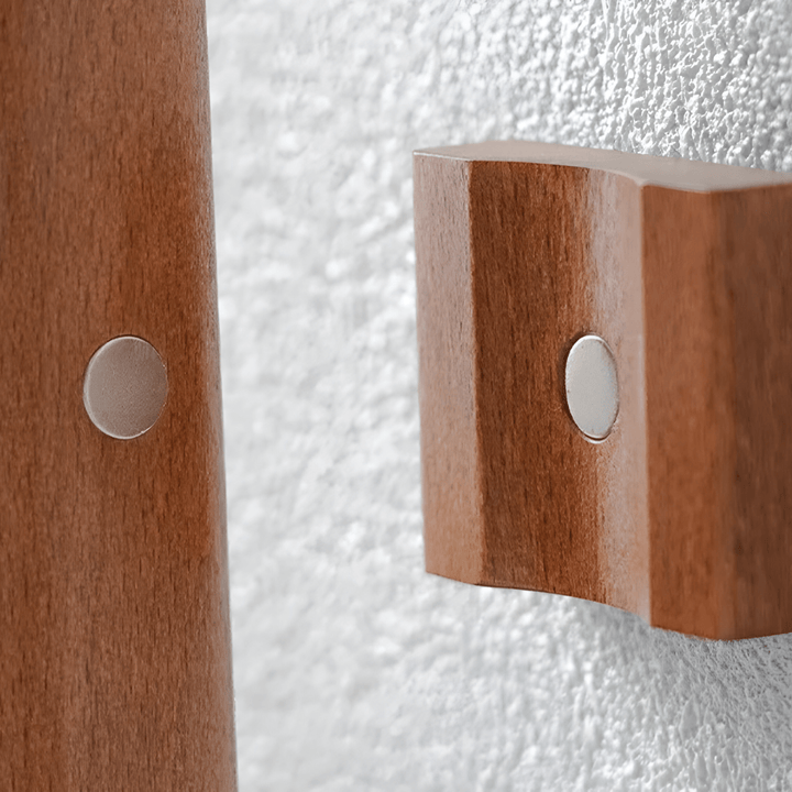 Long Wooden Shoe Horn with Magnet and Wall Holder 55 cm | Stornfield