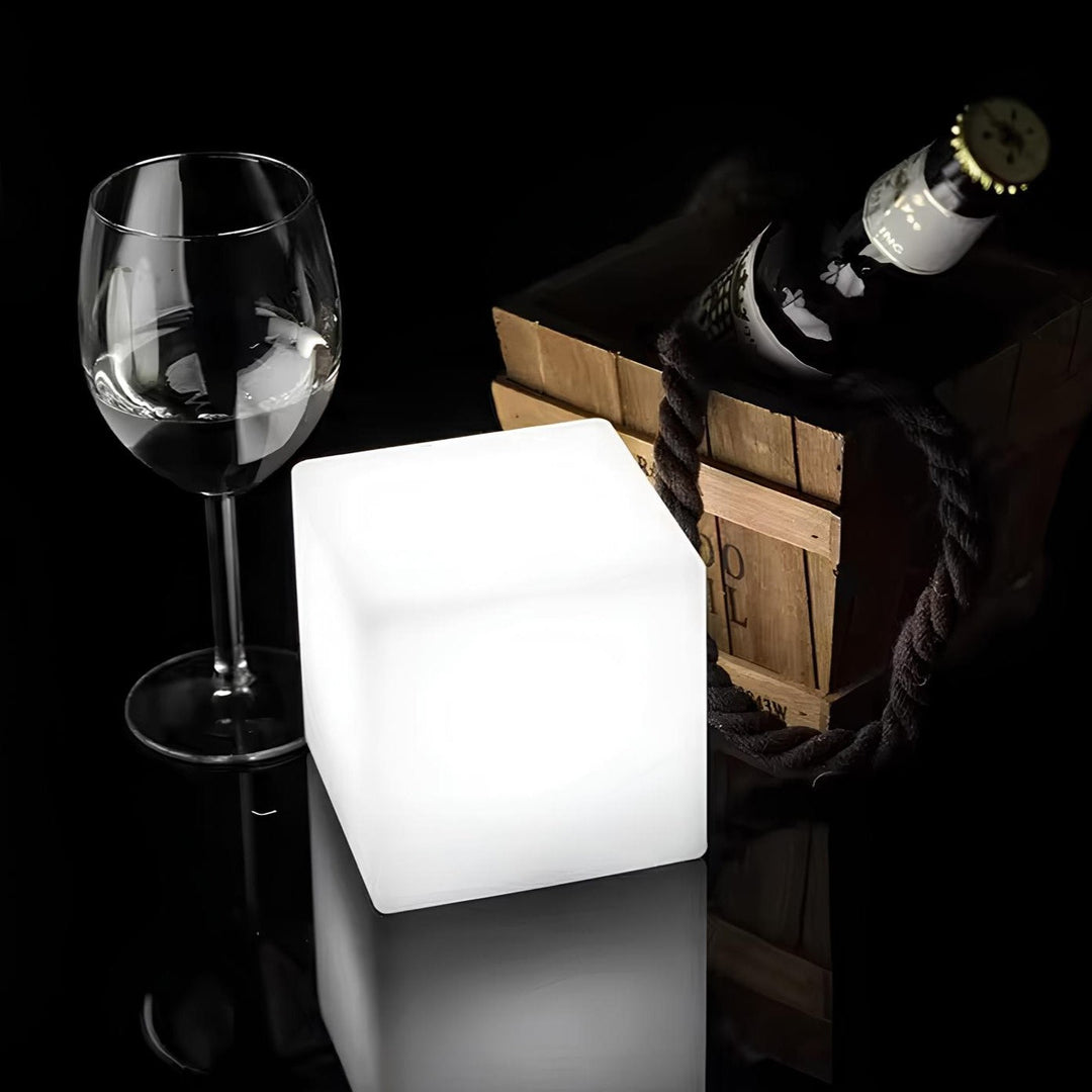 Modern Cube Garden Light – Lighting for Outdoor and Indoor Spaces | Stornfield