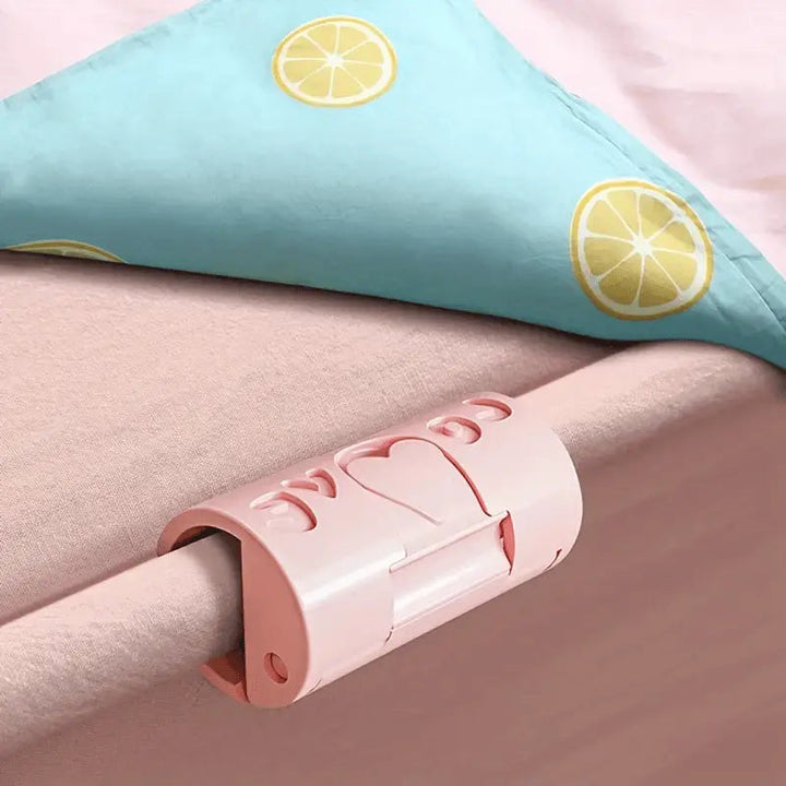 Stornfield | Adjustable sheet holder – Never again slipping bed linen