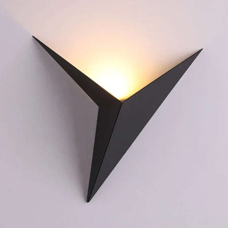 Modern Triangular Wall Lamp - TrigoLux | Stornfield