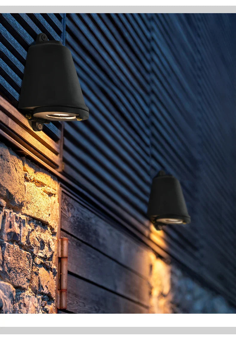 Modern aluminum LED wall light for outdoor use - weatherproof, energy-saving, ideal for garden and terrace | Stornfield