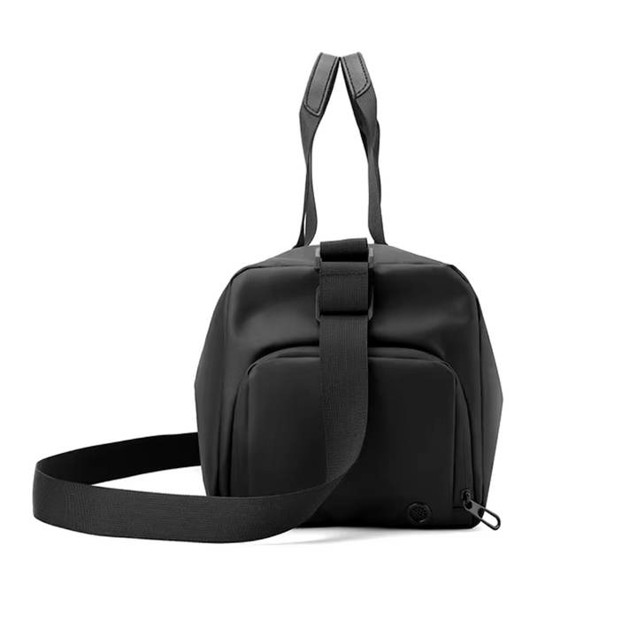 Sports bag with shoe compartment Waterproof and Compact 20L | Stornfield