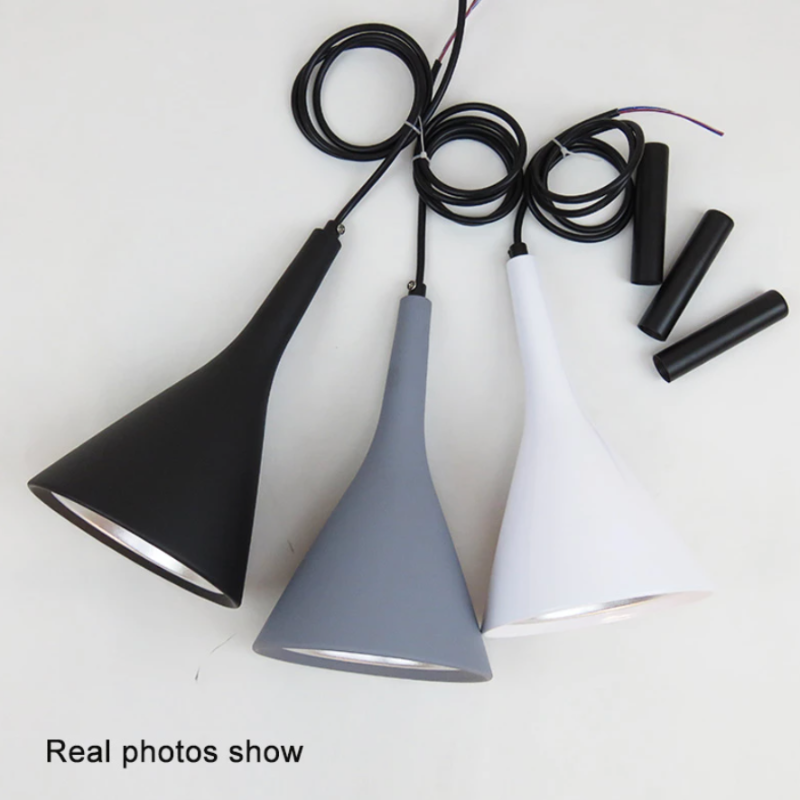 Modern Triangle Pendant Lamp - Trionda | Stornfield