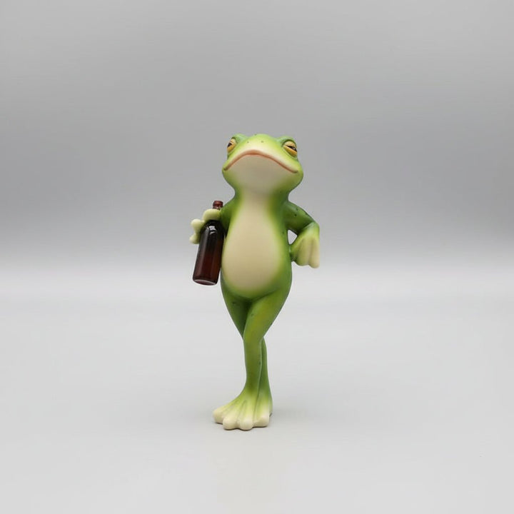 Tipsy Frog Pot Hanger | Stornfield