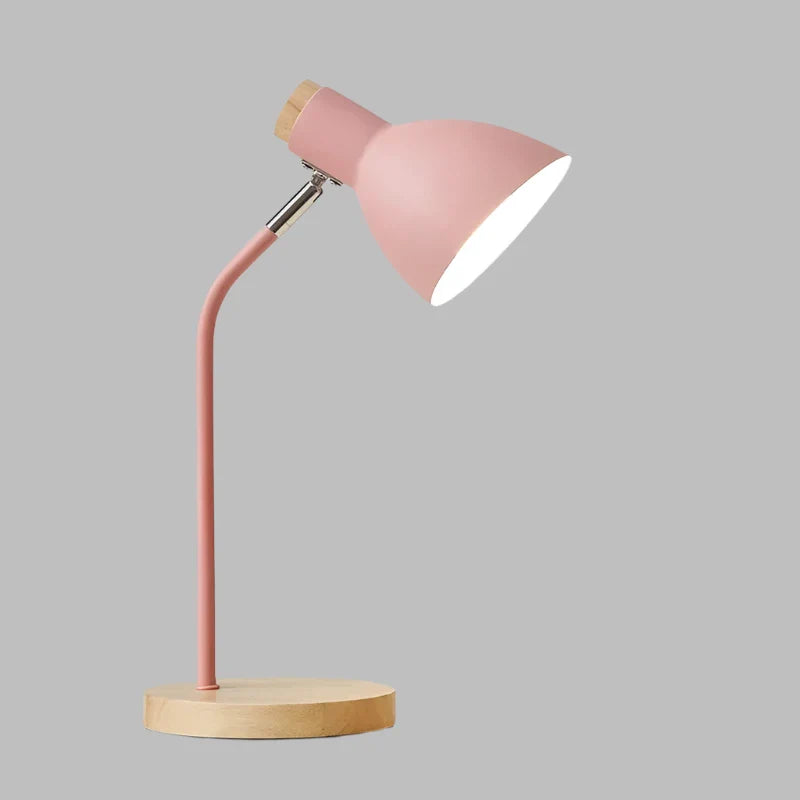 Wood Table Lamp – Creative Scandinavian Desk Light made of Wood and Metal | Stornfield