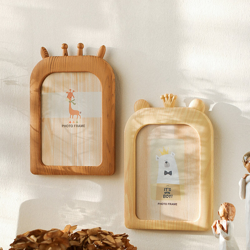 Stornfield | Heart-shaped photo frame