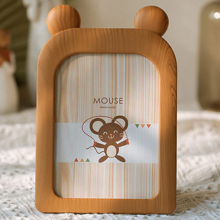 Stornfield | Heart-shaped photo frame