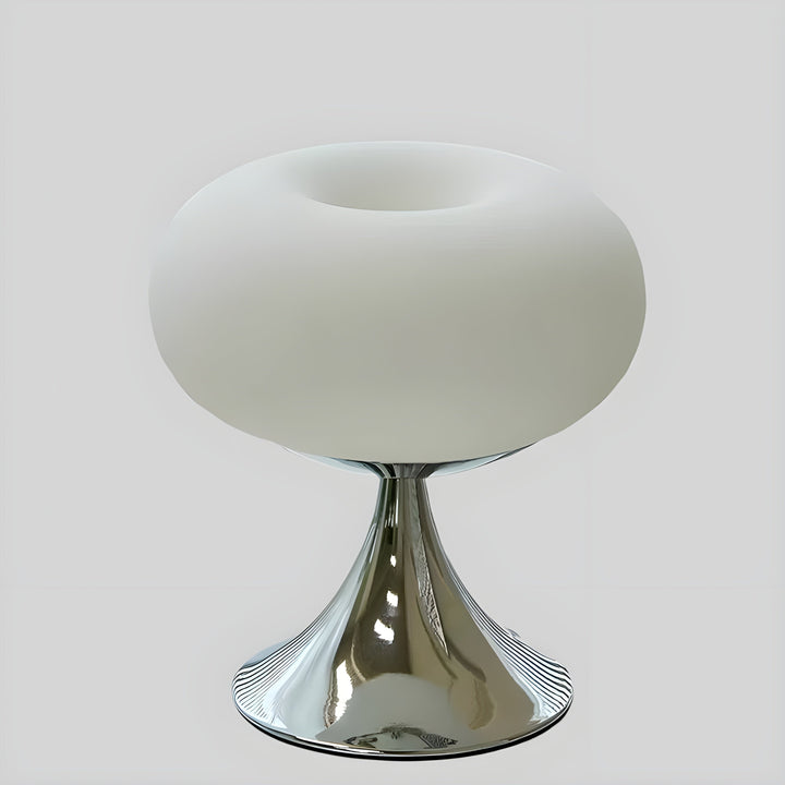 SereneCrystal Lamp - Elegant Retro Table Lamp | Stornfield
