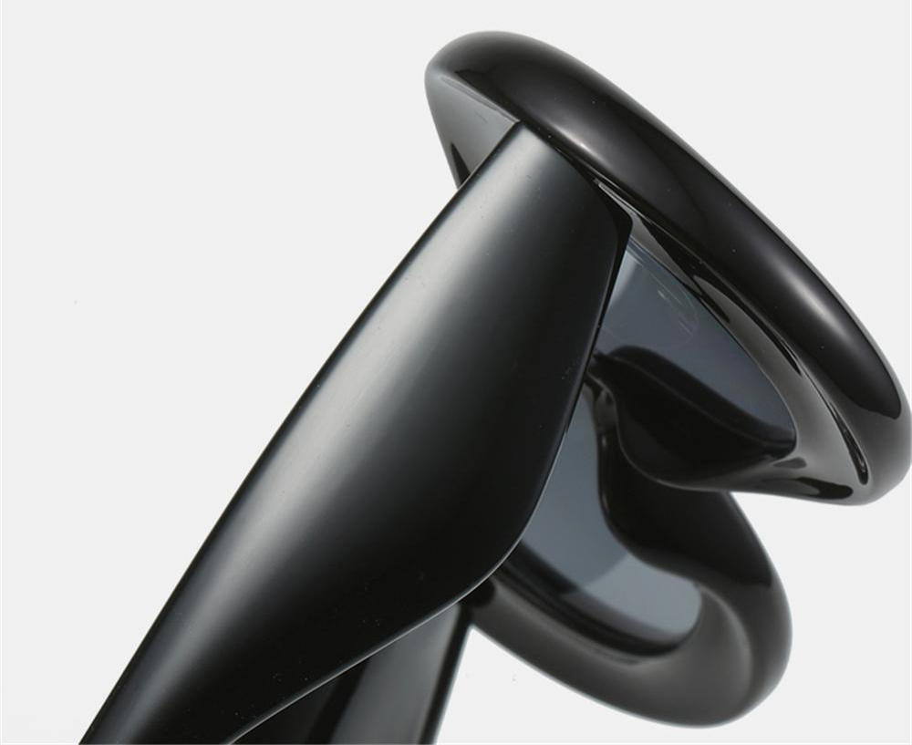 Esha Sunglasses | With futuristic fashion design | Stornfield