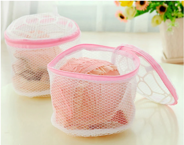 LaceGuard – Premium Laundry Bag for Lingerie & Organizer Stornfield