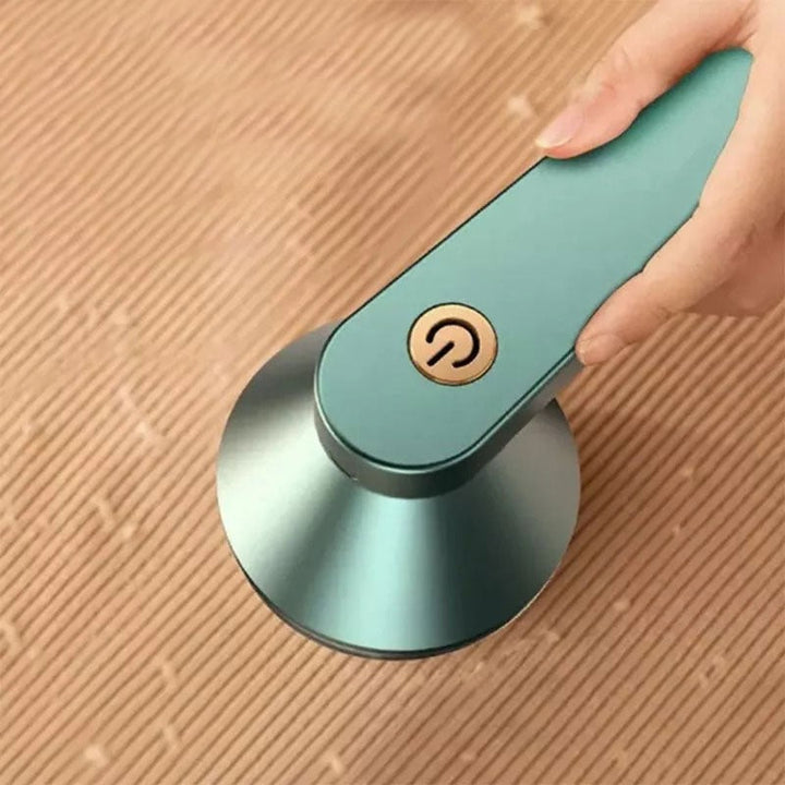 Portable Electric Lint Remover Rechargeable Fabric Shaver | Stornfield