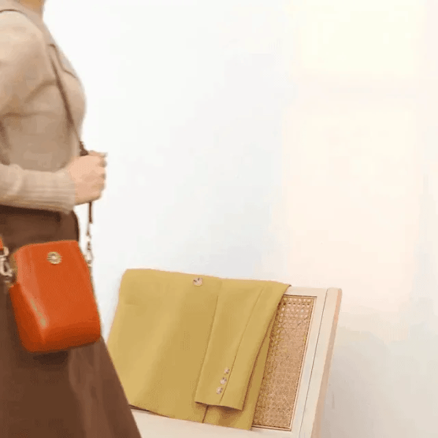 Vertical Mobile Phone Pouch | Stornfield