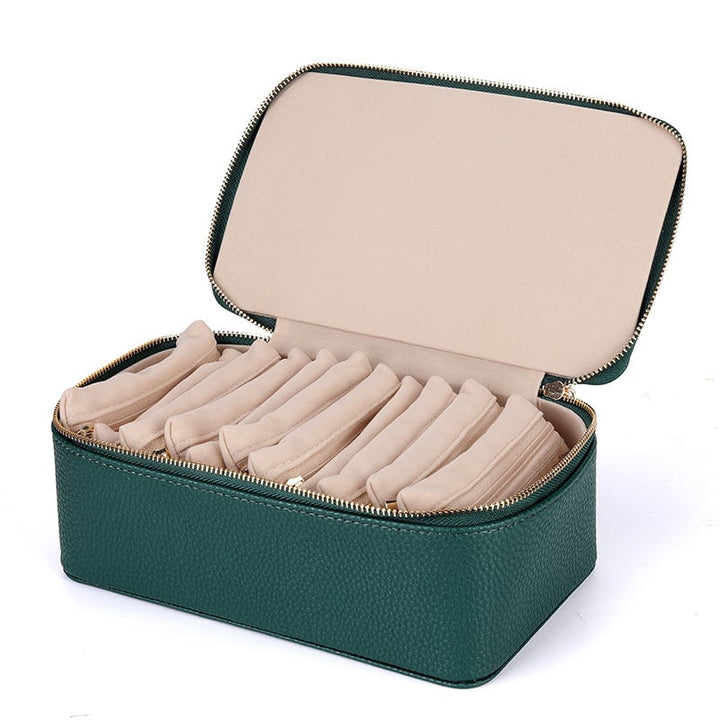 Jewelry box with 12 zipper compartments | Stornfield