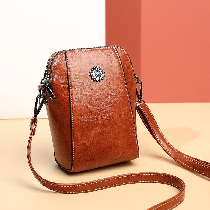 Vertical Mobile Phone Pouch | Stornfield