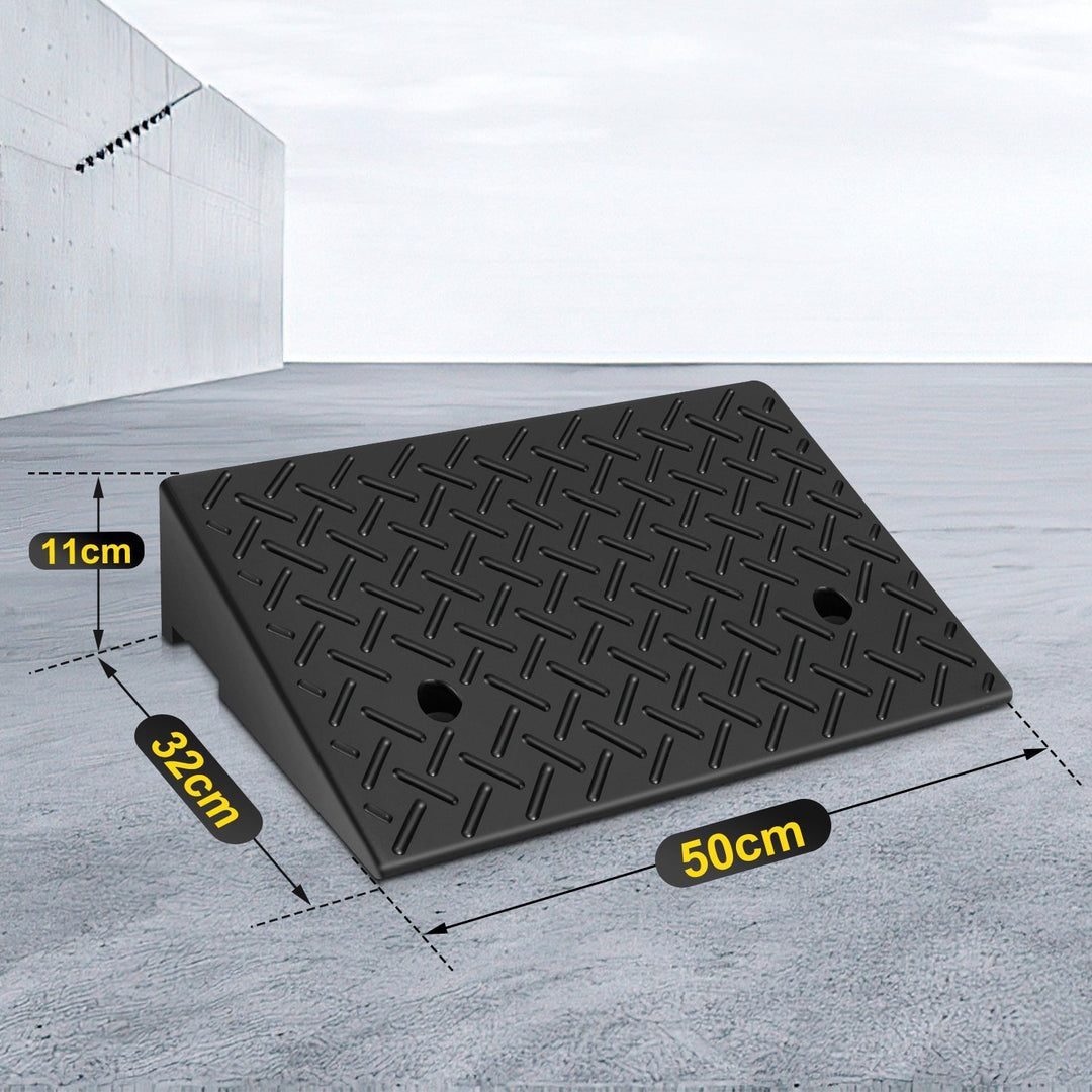 2 Piece Curb Ramp Rubber Access Ramp 3T | Stornfield
