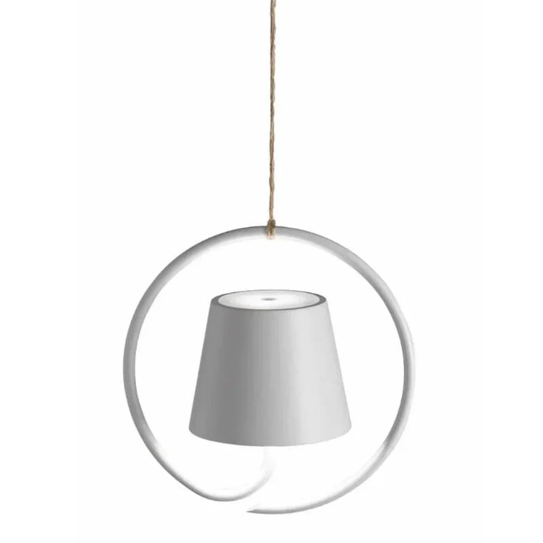 Stornfield | Emptyoo - Elegant suspension for a modern interior