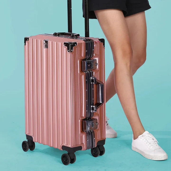 Aluminium frame hard shell suitcase – Geneva | Stornfield