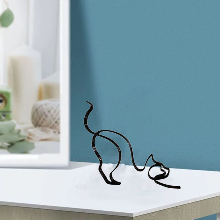 Stornfield | Tier Art Retro Iron Sculptures Black Lines Cat Dog Desk Ornament