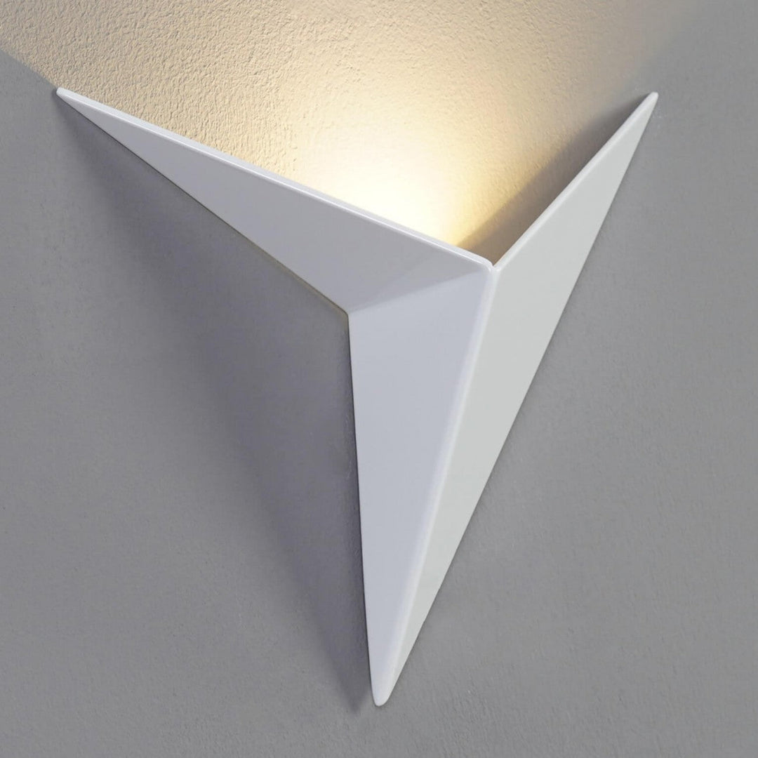 Modern Triangular Wall Lamp - TrigoLux | Stornfield