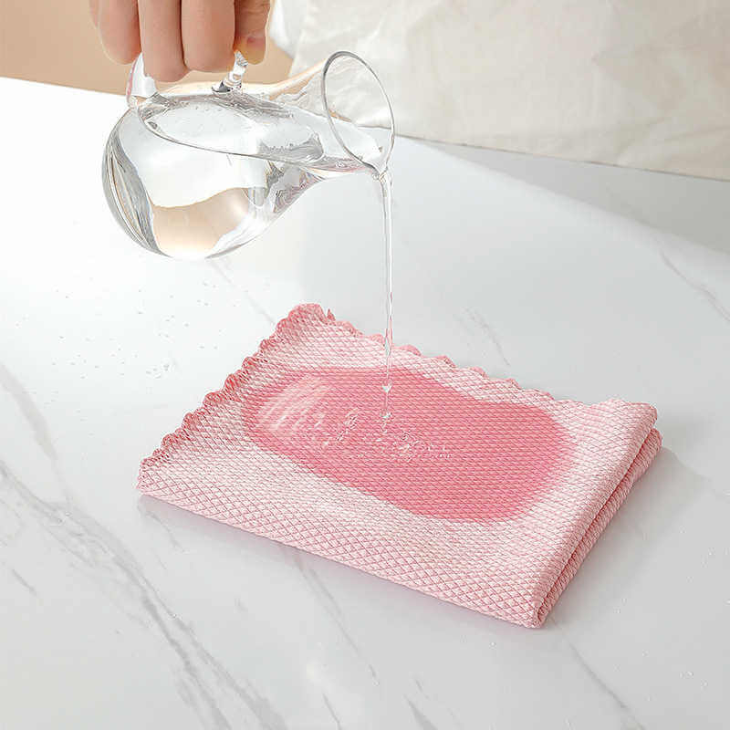 Soft Touch Wonder Cloth – Stripe-Free Cleaning of Glass, Mirrors & Stainless Steel | Stornfield