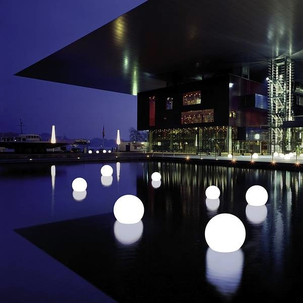 Stornfield | Waterproof Round LED Garden Light with 16 Colors and Remote Control - Perfect for Garden, Porch, and Parties