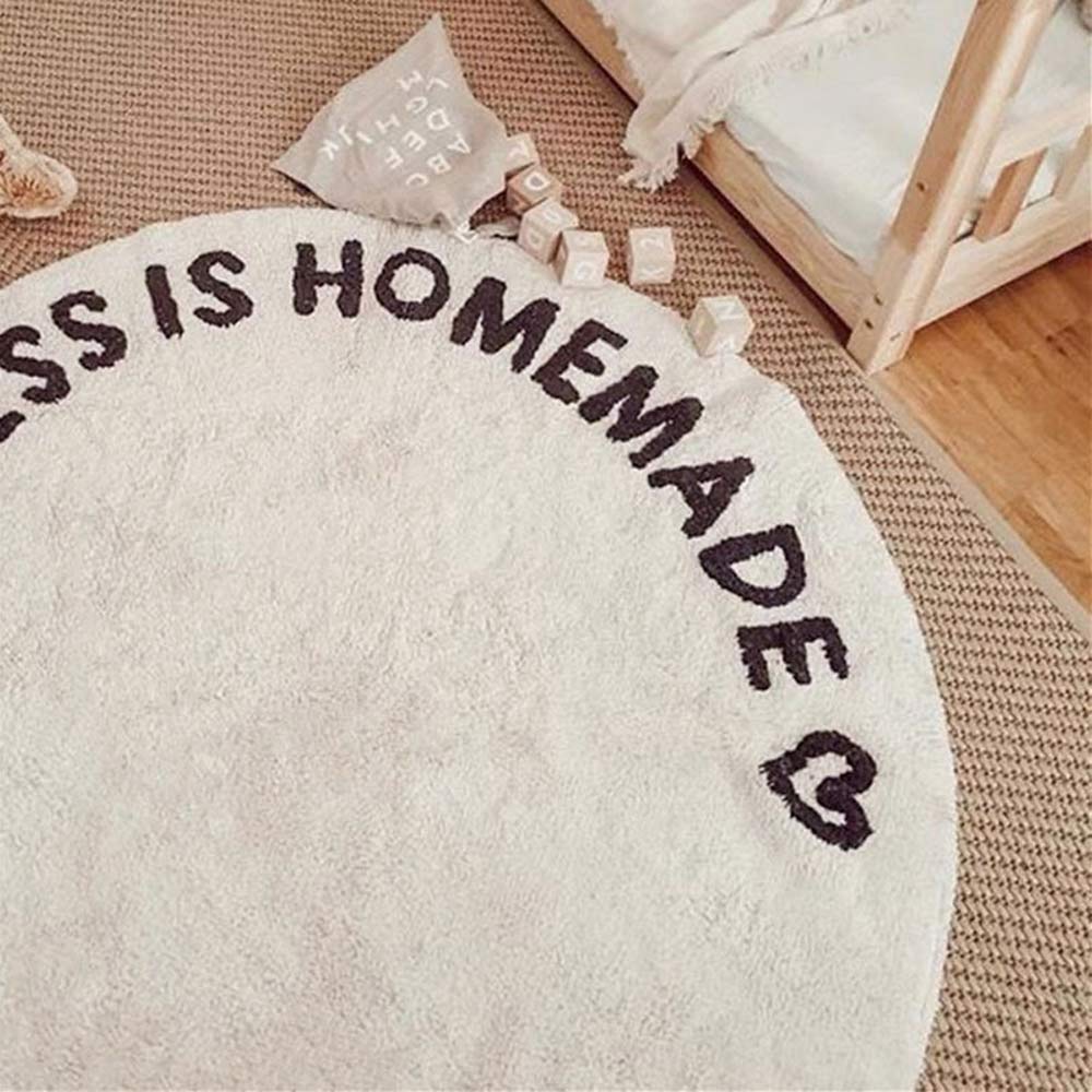 White round carpet – Stylish rug for children's room & living room, ideal for modern design | Stornfield