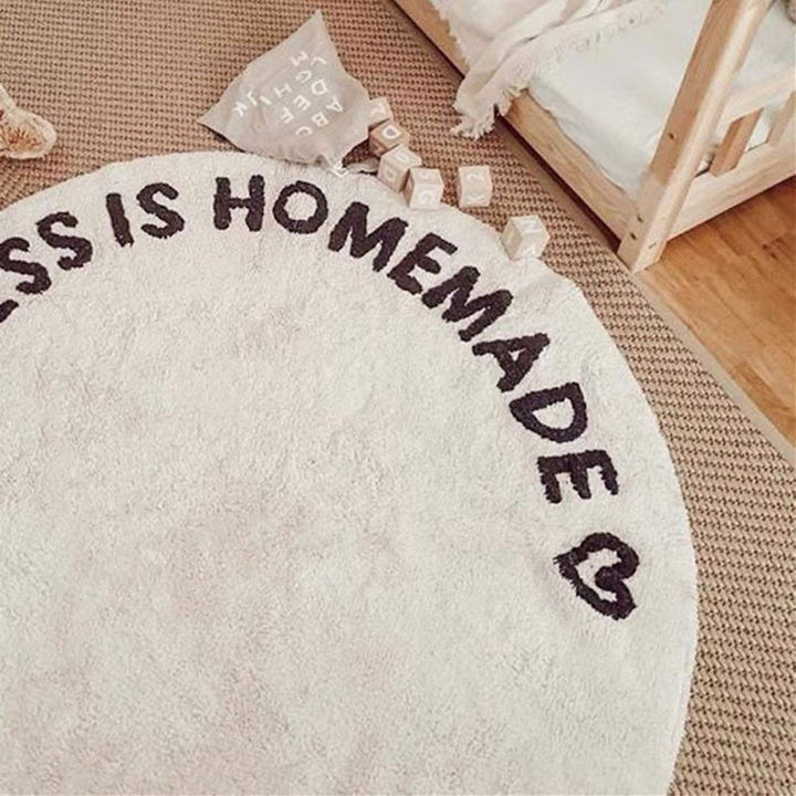 White round carpet – Stylish rug for children's room & living room, ideal for modern design | Stornfield