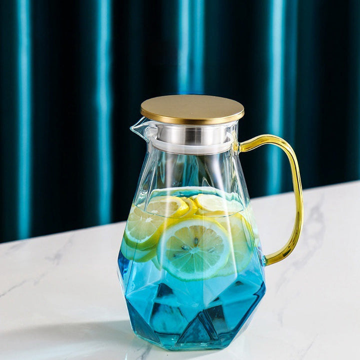 ThermaQuench Carafe — Unwavering elegance for limitless enjoyment at any temperature | Stornfield