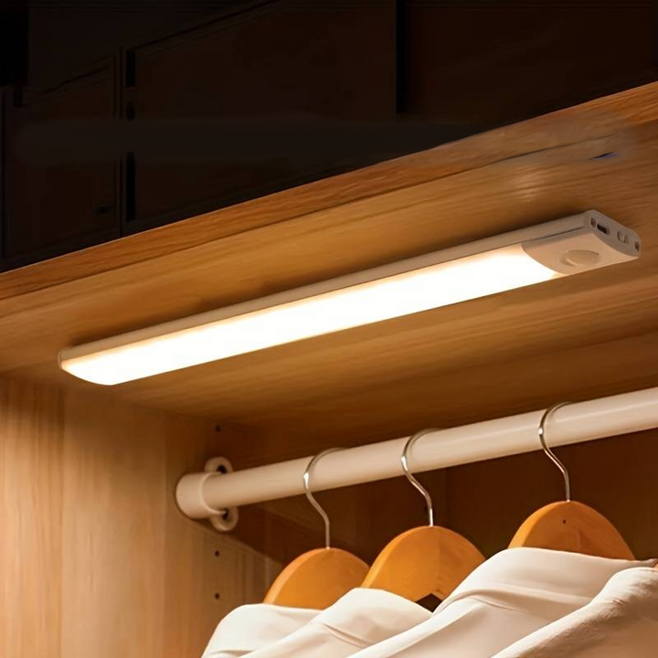 Wireless Motion Sensor Lamp - GlowMotion | Stornfield