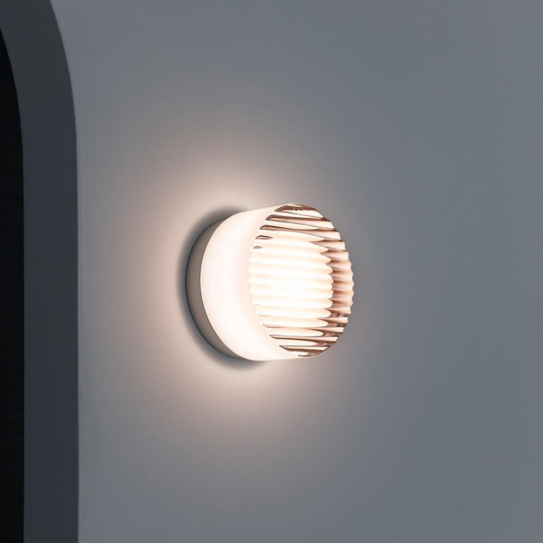 Modern LED Wall Light – Elegant Design for Living and Bedroom | Stornfield